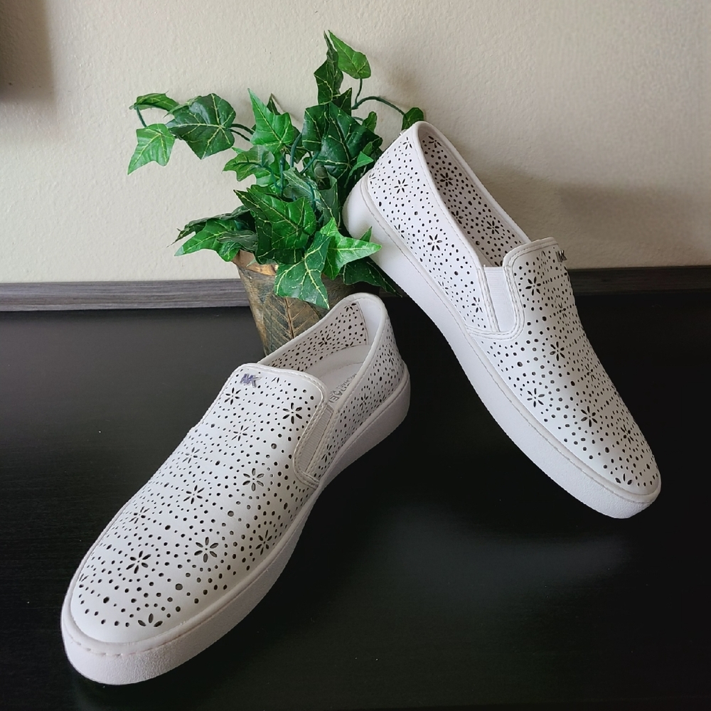 Michael kors Women's White Slip-on Floral Perforation Trend Sneakers
